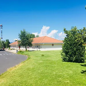 Evan Hotel